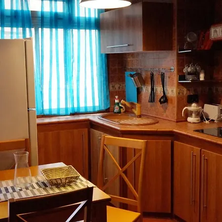 Apartment 2 Bedrooms With Wifi At Arona *